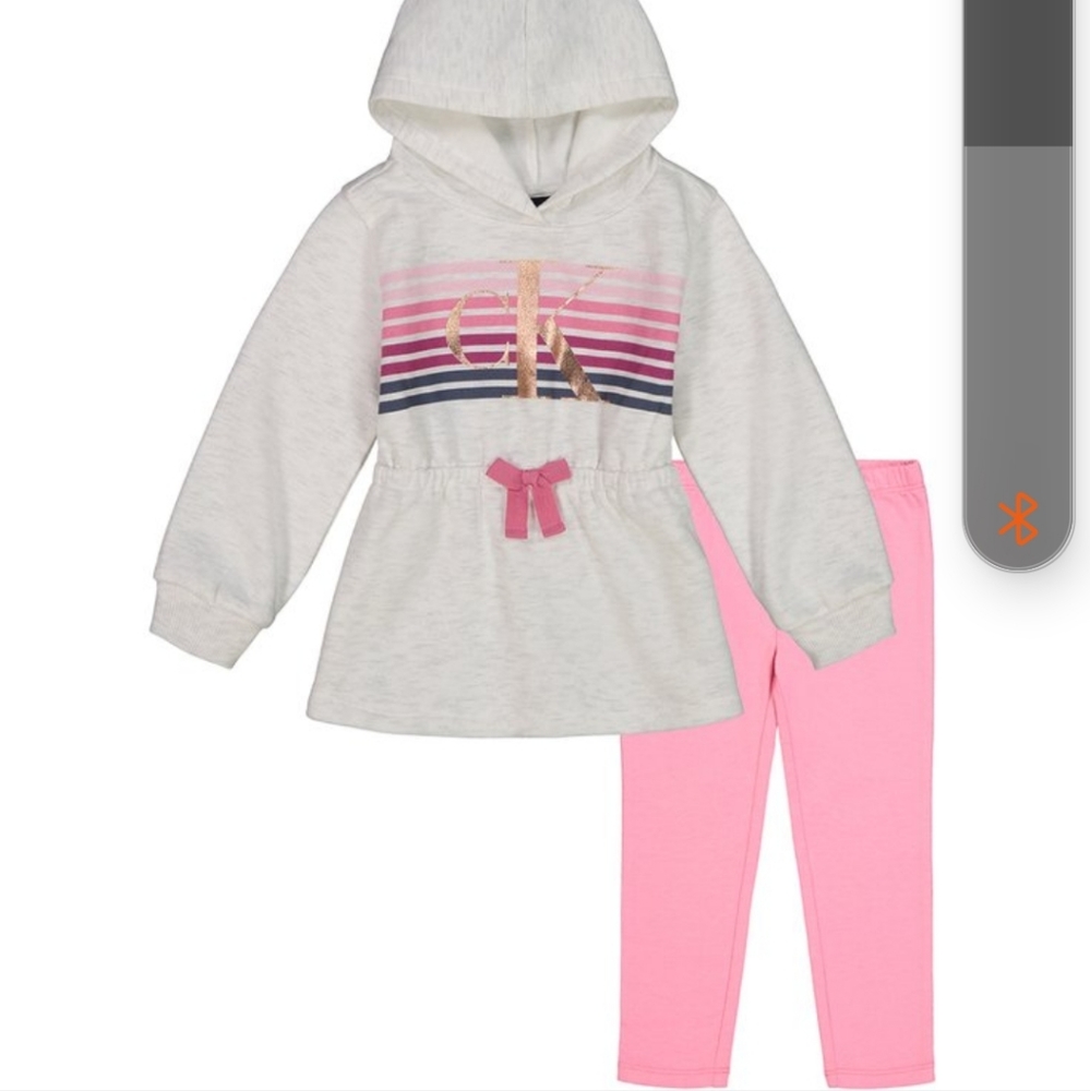 **NEW 2PC 4T CALVIN KLEIN OUTFIT MADE FOR A FIELD TRIP OR A LOUNGE DAY**